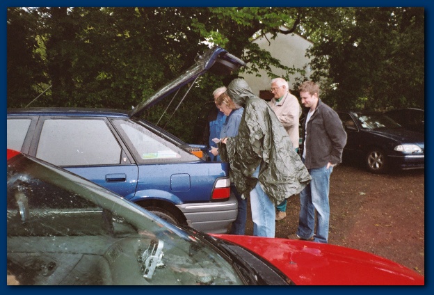 600x399 pixels (128K)